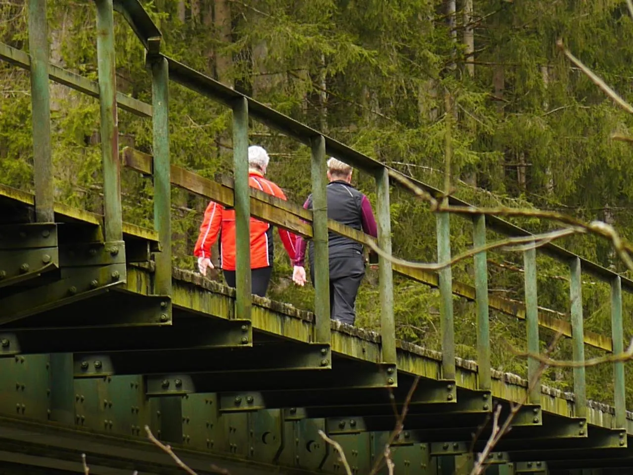 Fewo Kedo Neukirchen vorm Wald Apartamento